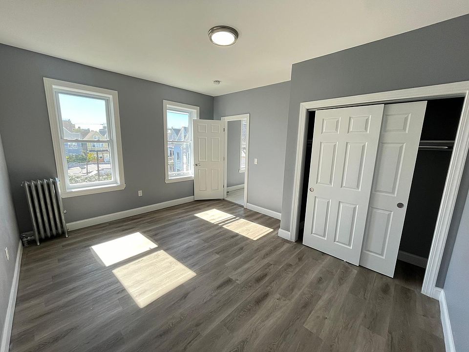 2nd image of 102-06 Kennedy Blvd #13E