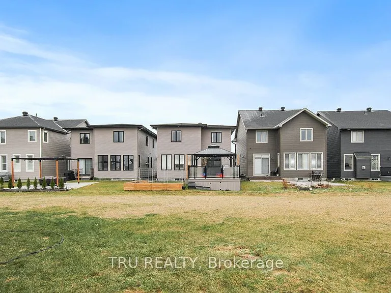 731 Brittanic Rd — Photo 36