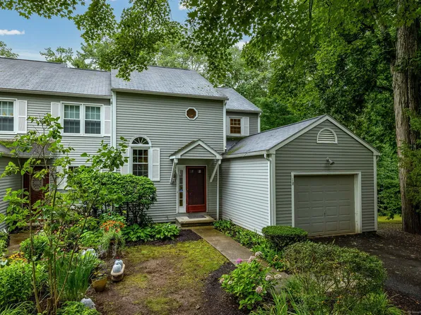 18 Quarry Village Road #18, Cheshire, CT 06410