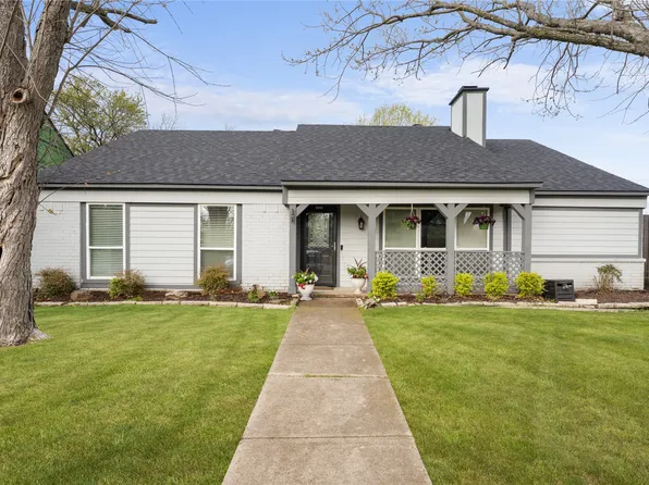 2902 Mars Ct, Garland, TX 75040