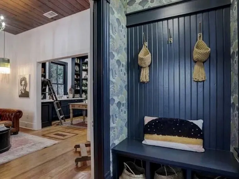 3617 Avenue Q 1/2 — Photo 2