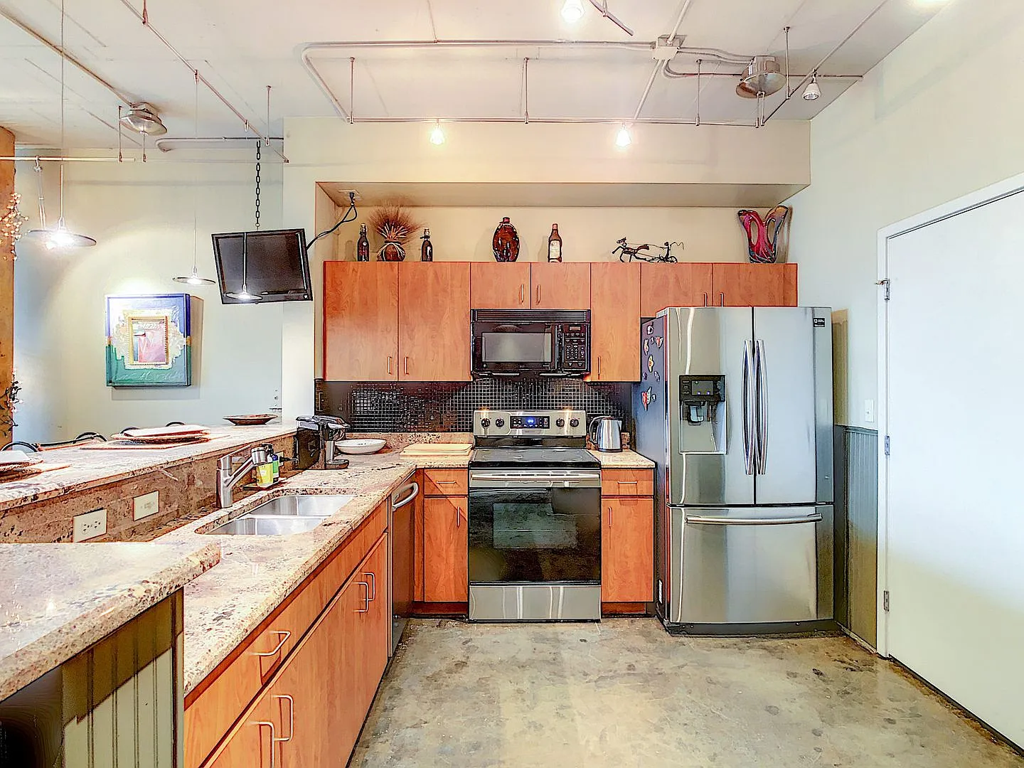 Stunning 4 Bedroom Multi-Level Loft Condo at Thornton Park Central! — Photo 3