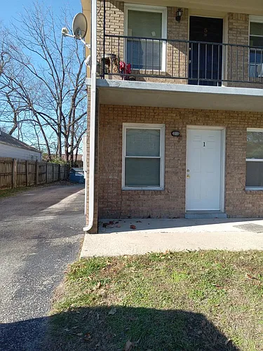 2006 Landing Dr. Photo 1