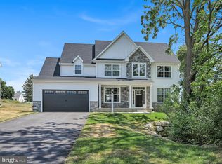 520 Spring Hollow Dr #6, New Holland, PA 17557