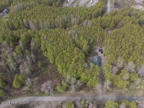 48588 Eileen St, Kenai, AK 99611