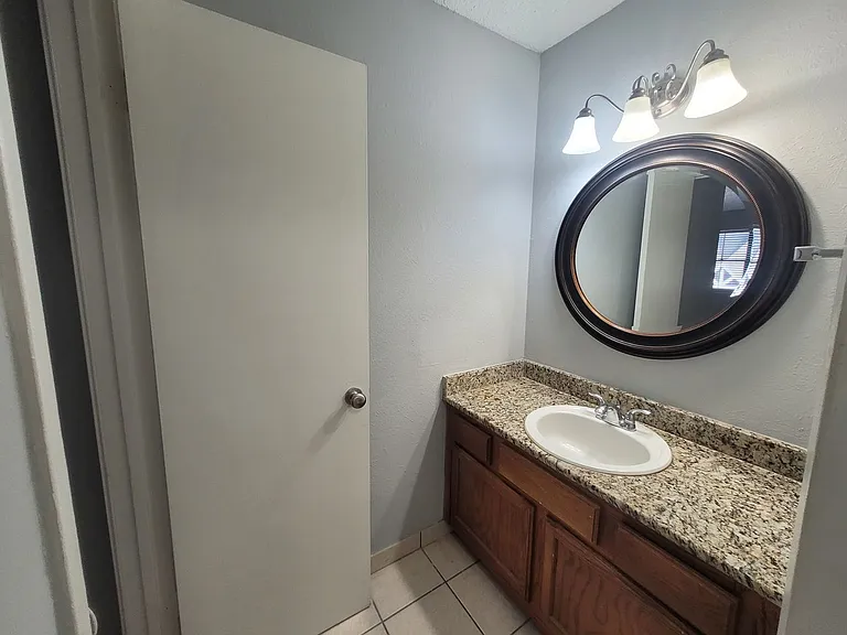 Madeira Apartments at Live Oak — Photo 58