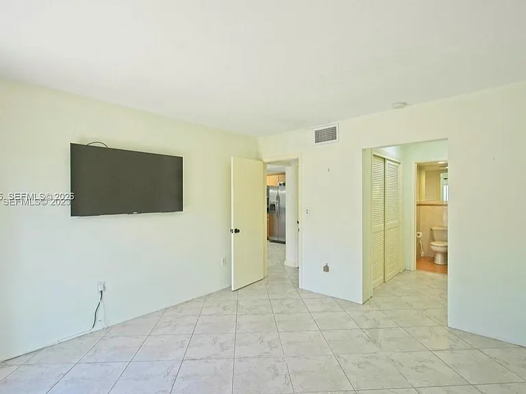 7401 SW 82nd St #207S — Photo 6