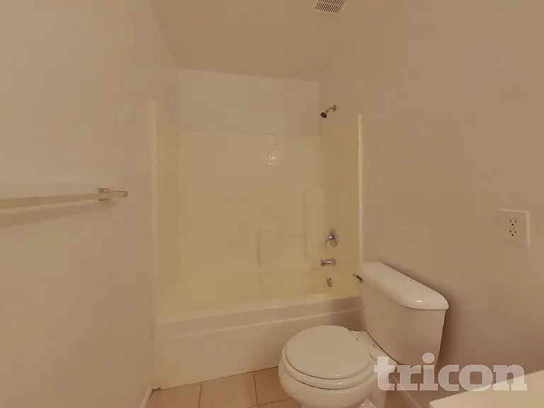 43314 W Cowpath Rd — Photo 16