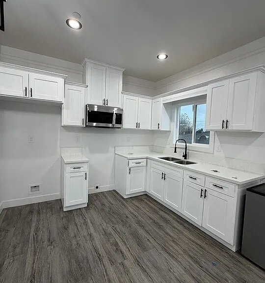 8624 Graham Ave #A — Photo 23