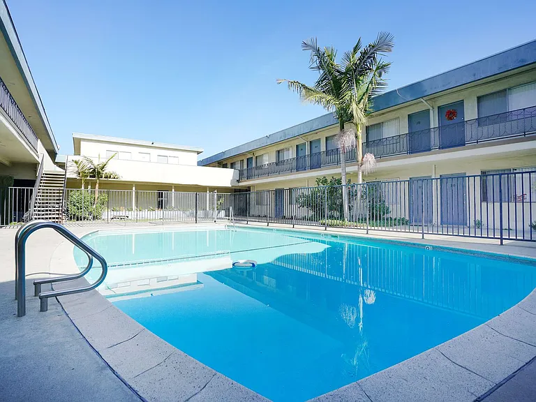 Acacia Ave 11941 (Concordia Apts) — Photo 10