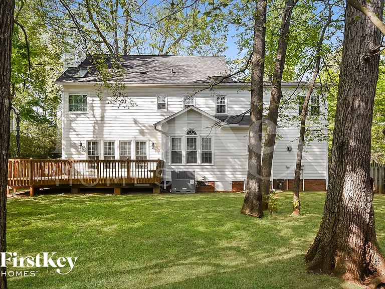 11 Stonebury Ct — Photo 15