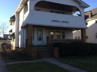 2158 Carabel Ave, Lakewood, OH