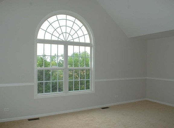 5th image of 216 W Fairview Way