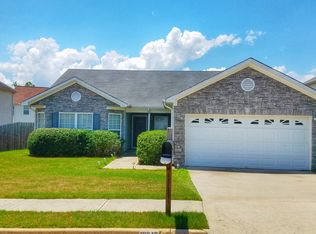 10949 Big Sky Dr, Hampton, GA 30228