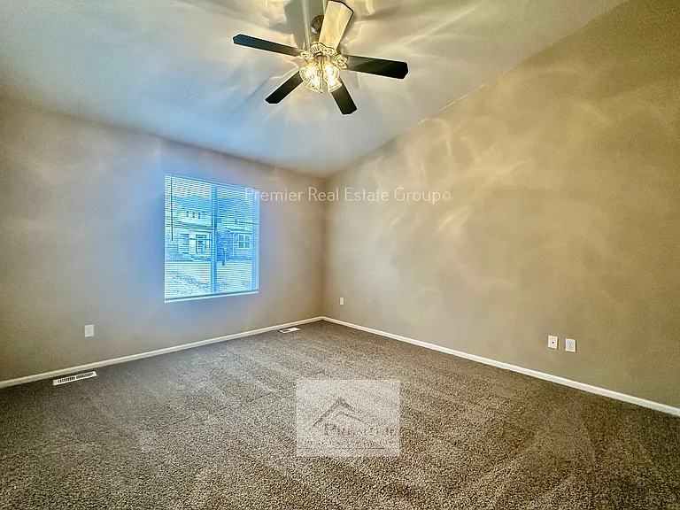7825 Sandy Springs Point — Photo 6
