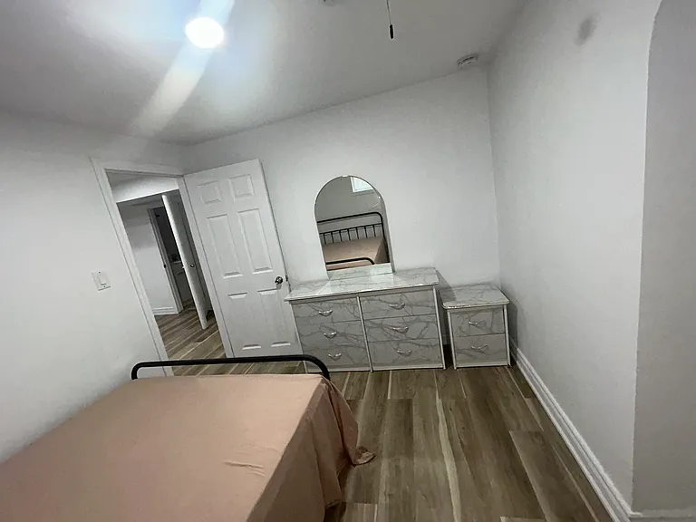 Tammy Ln — Photo 2