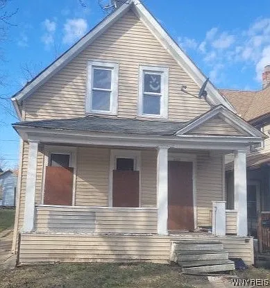 400 Tonawanda St photo 1
