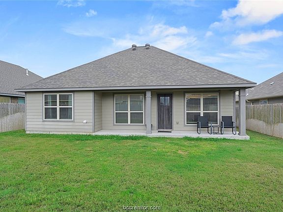 3rd image of 6314 Daytona Dr