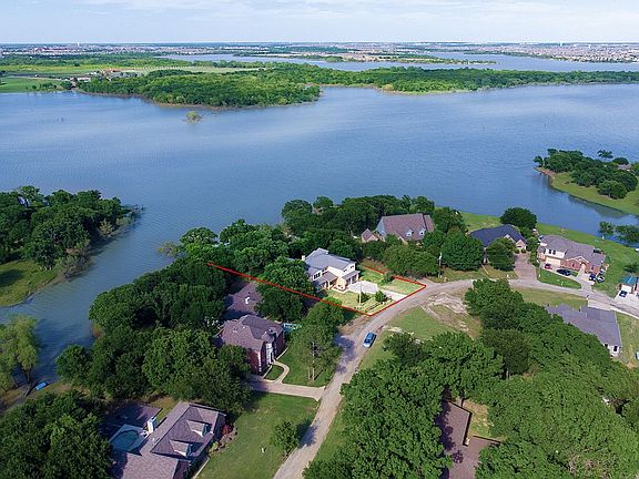 4th image of 10641 Rolling Hills Dr