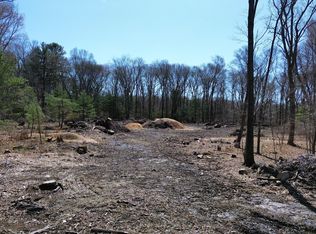 520 Pendleton Hill Rd, North Stonington, CT 06359