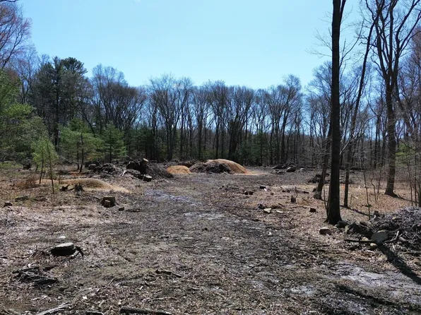 520 Pendleton Hill Road, North Stonington, CT 06359