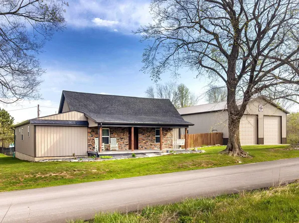 5720 W County Road 200 N, Petersburg, IN 47567