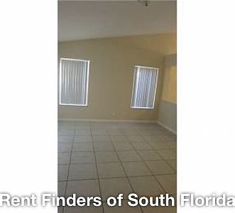 3rd image of 4318 Dogwood Cir