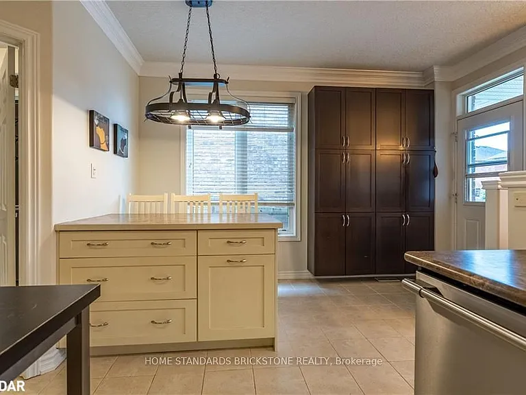 53 Graihawk Dr — Photo 5