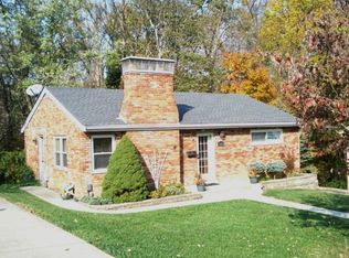 1069 Lawton Rd, Park Hills, KY 41011