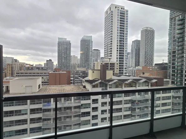 65 Broadway Ave S, Toronto, ON
