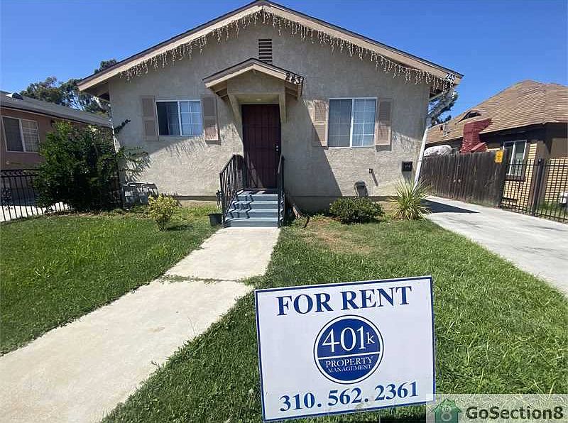 1st image of 245 E 118th St