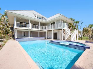 663 E Rocks Dr, Sanibel, FL 33957