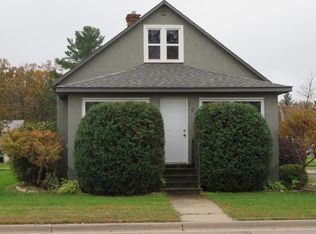 109 1st St, Randall, MN 56475