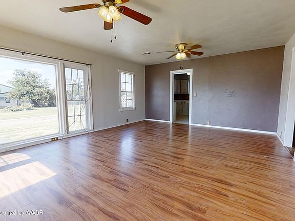 2nd image of 501 Martin Ave