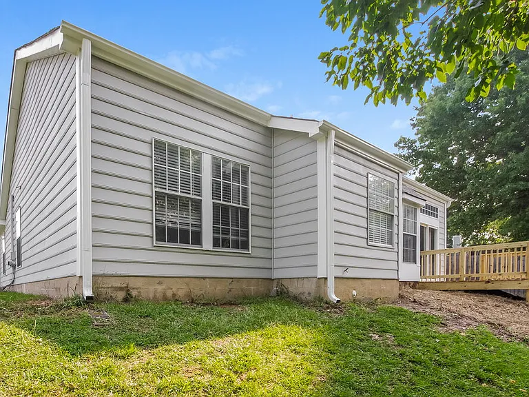 9233 Oren Thompson Rd — Photo 16