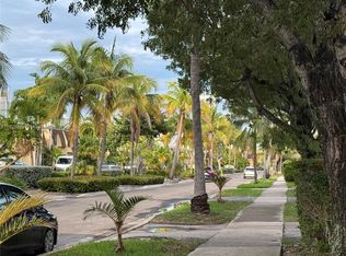 3768 NE 167th St #46, North Miami Beach, FL 33160
