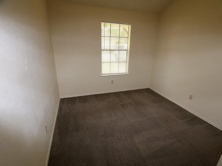 10031 Red Wolf Ln — Photo 10