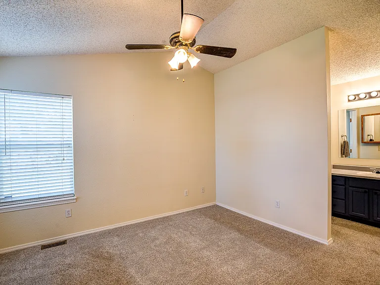 4783 Bridle Pass Dr — Photo 22