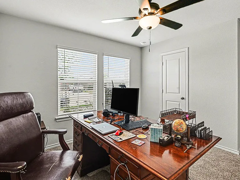 513 Bronze Cir W — Photo 10