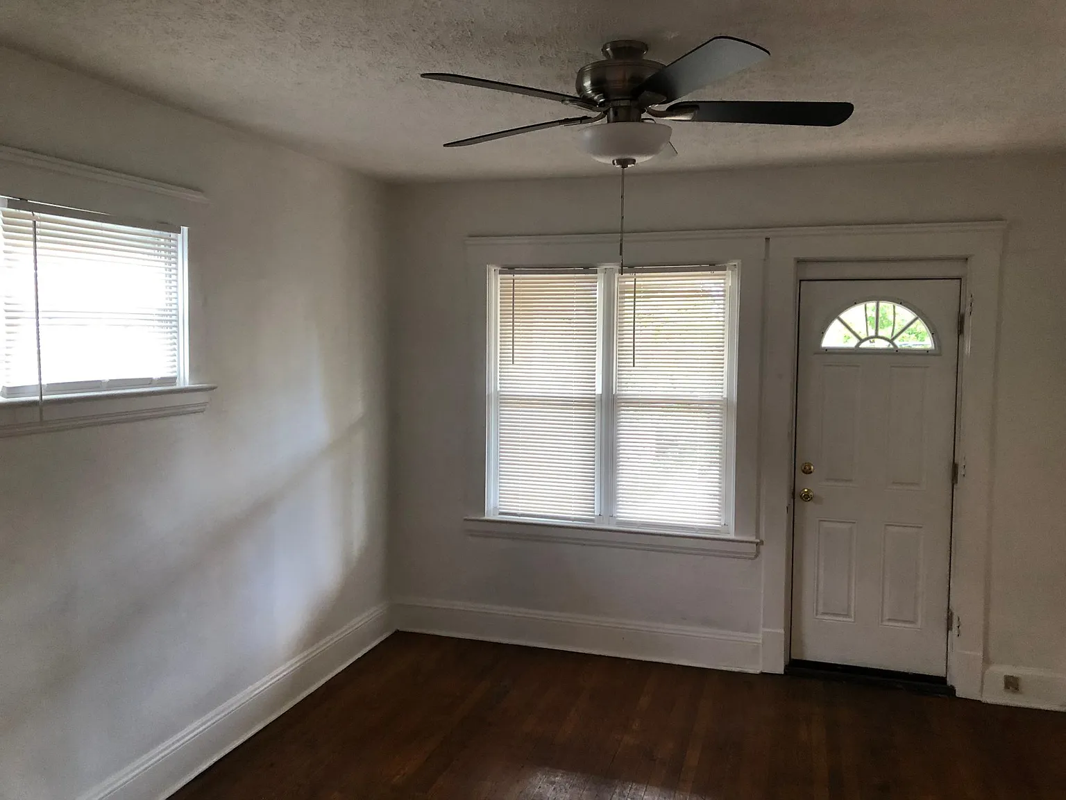 1595 Winchester Ave photo 1