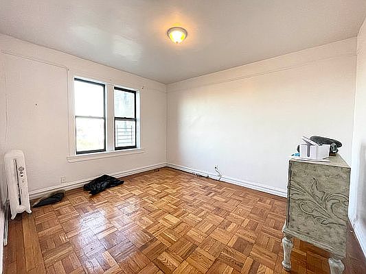 3rd image of 3824 Waldo Ave #D4