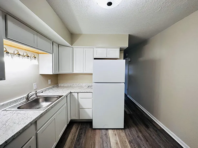 115 Carman Ave #24 — Photo 13