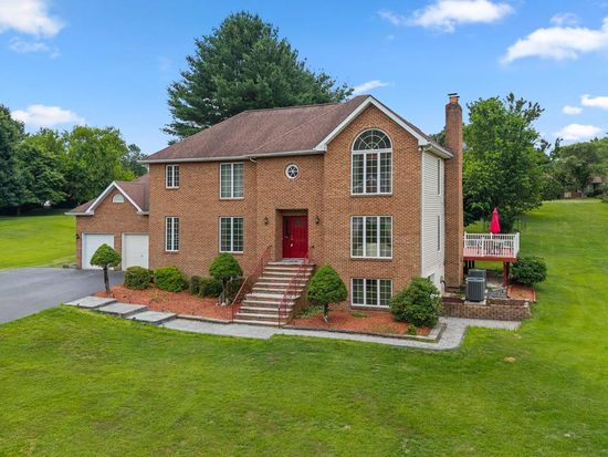 10035 Reed Ln, Ellicott City, MD 21042
