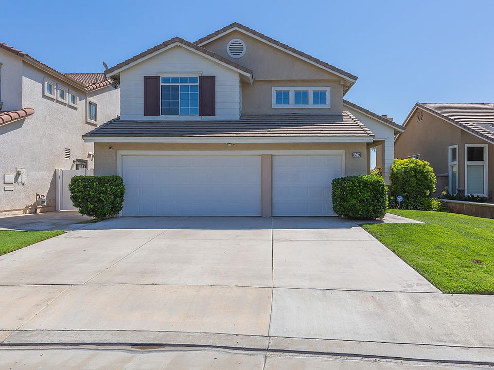 1st image of 679 Stoney Creek Cir