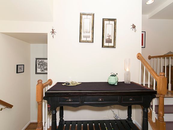 2nd image of 8558 Wyngate Manor Ct