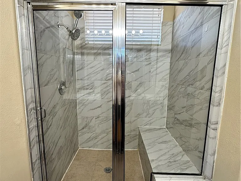 8033 Arcadian Ln — Photo 20