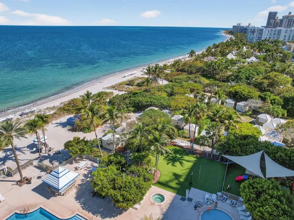 430 Grand Bay Dr APT 801, Key Biscayne, FL 33149
