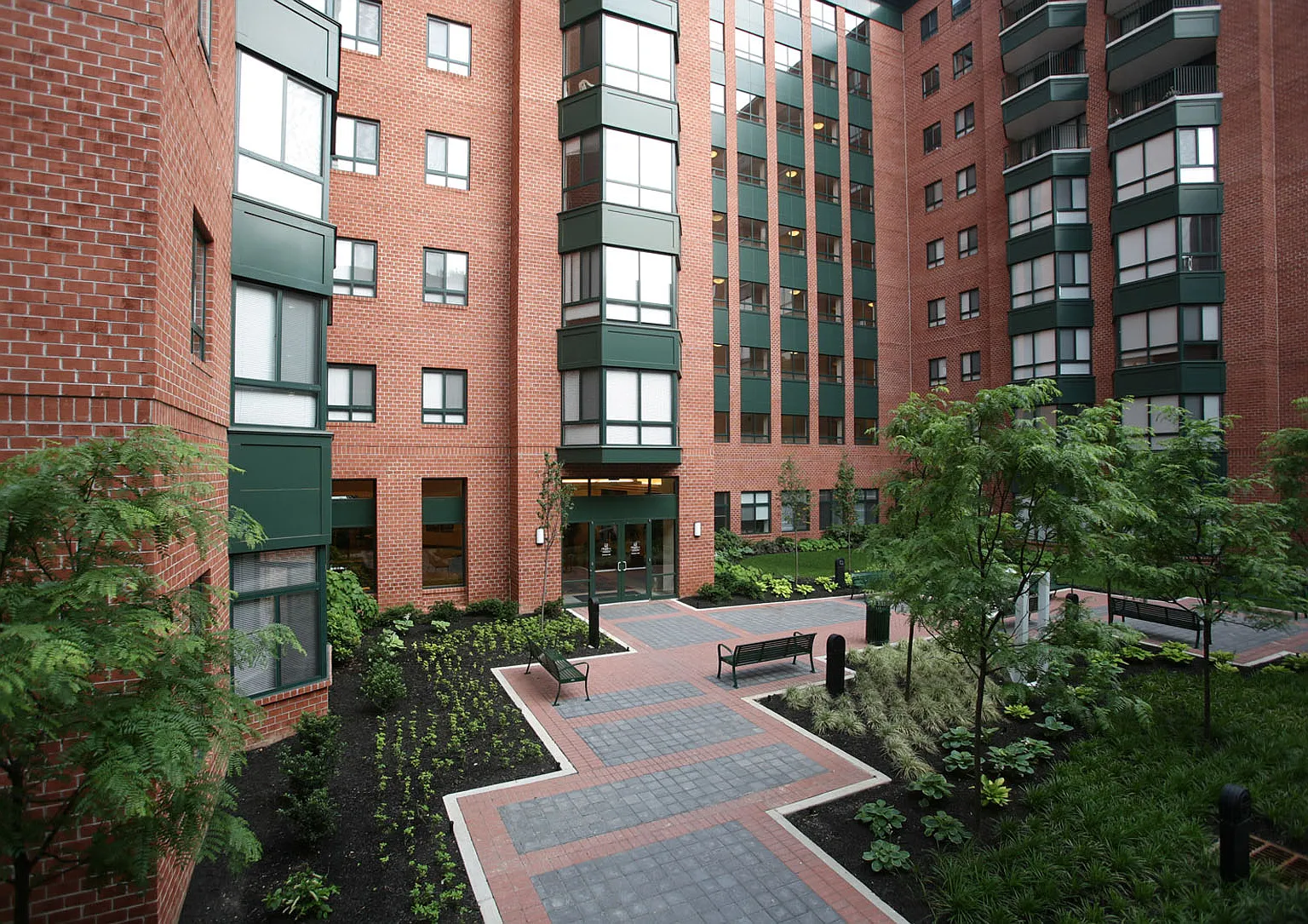Symphony Center Apartments — Photo 3