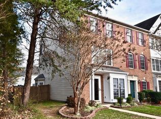 8851 Benchmark Ln, Bristow, VA 20136