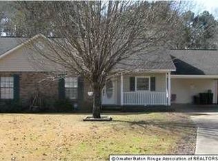 903 Willow Brook Ave, Denham Springs, LA 70726